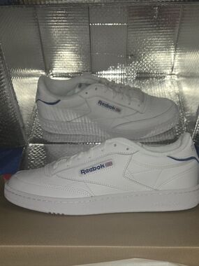 🤍💙Reebok White Low-Top Sneakers with Blue Accents Mens Size 13 💙🤍